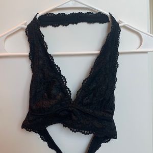 BRAND NEW aritzia black lace bralette